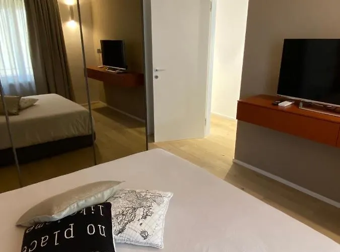 Agli Archi Apartamento Torri Del Benaco