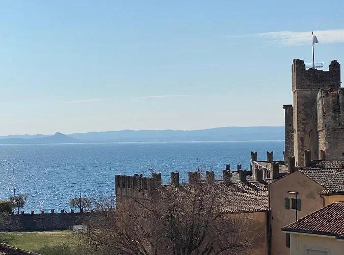 Apartment Agli Archi